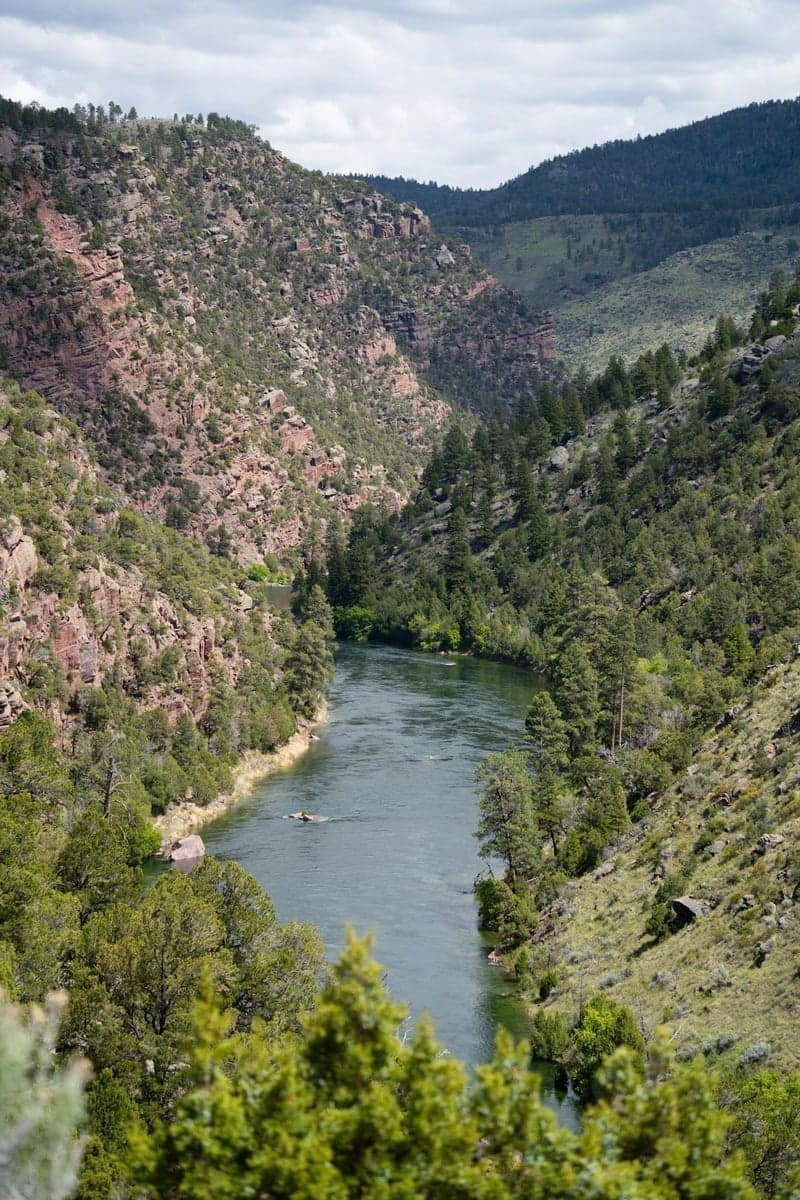 The Green River flowing through stunning canyon country below Flaming Gorge Dam.