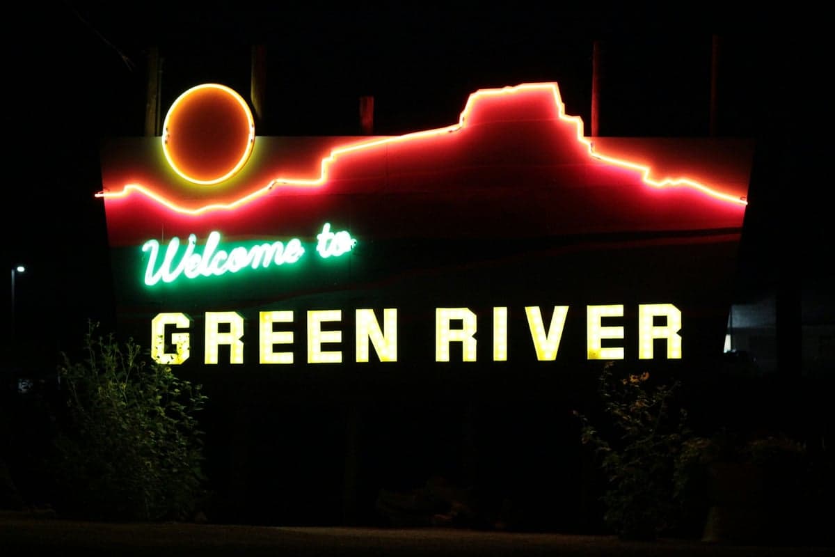 The neon welcome sign in Green River, Utah