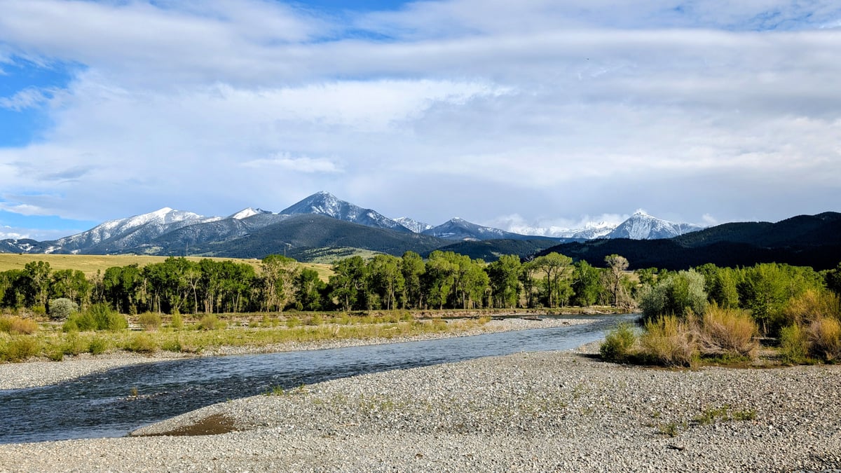 The Yellowstone River winding through Paradise Valley with the Absaroka Range rising beyond